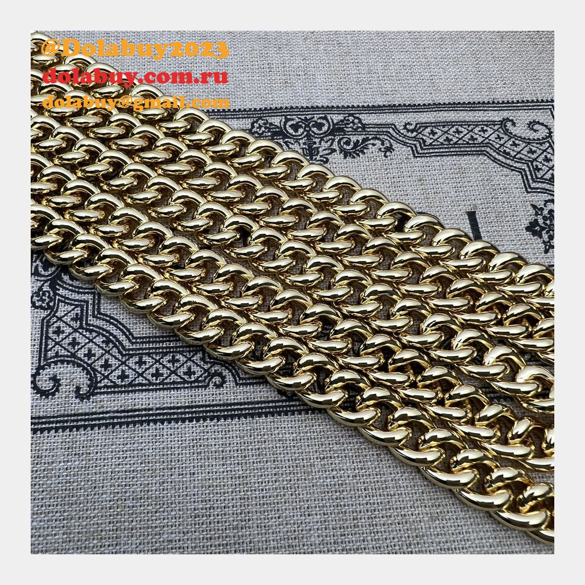 chain wallet inspired G*u*i script 772643 knockoff bag