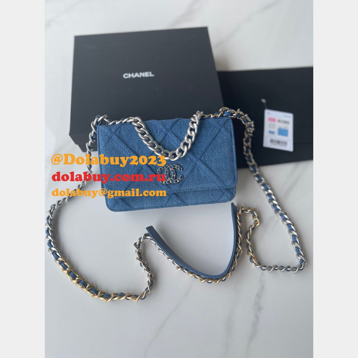 High Quality AAA Replica Designer Woc Deep Color Denim