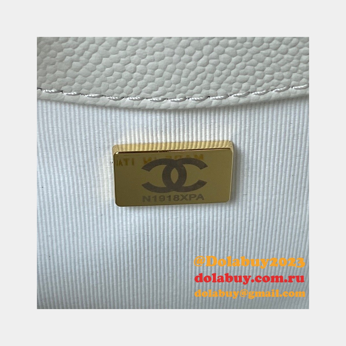 Highest Quality AS3867 Replica Designer Messenger Bag