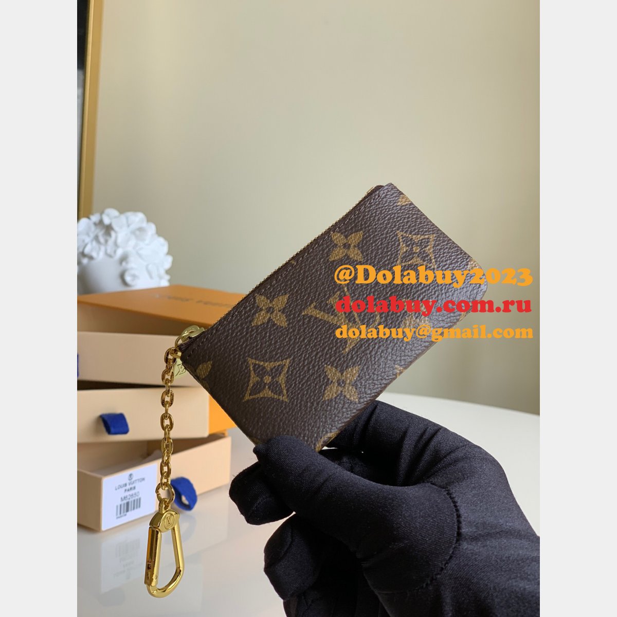 Louis Vuitton Luxury Key Pouch Monogram M62650 Keychain Wallet