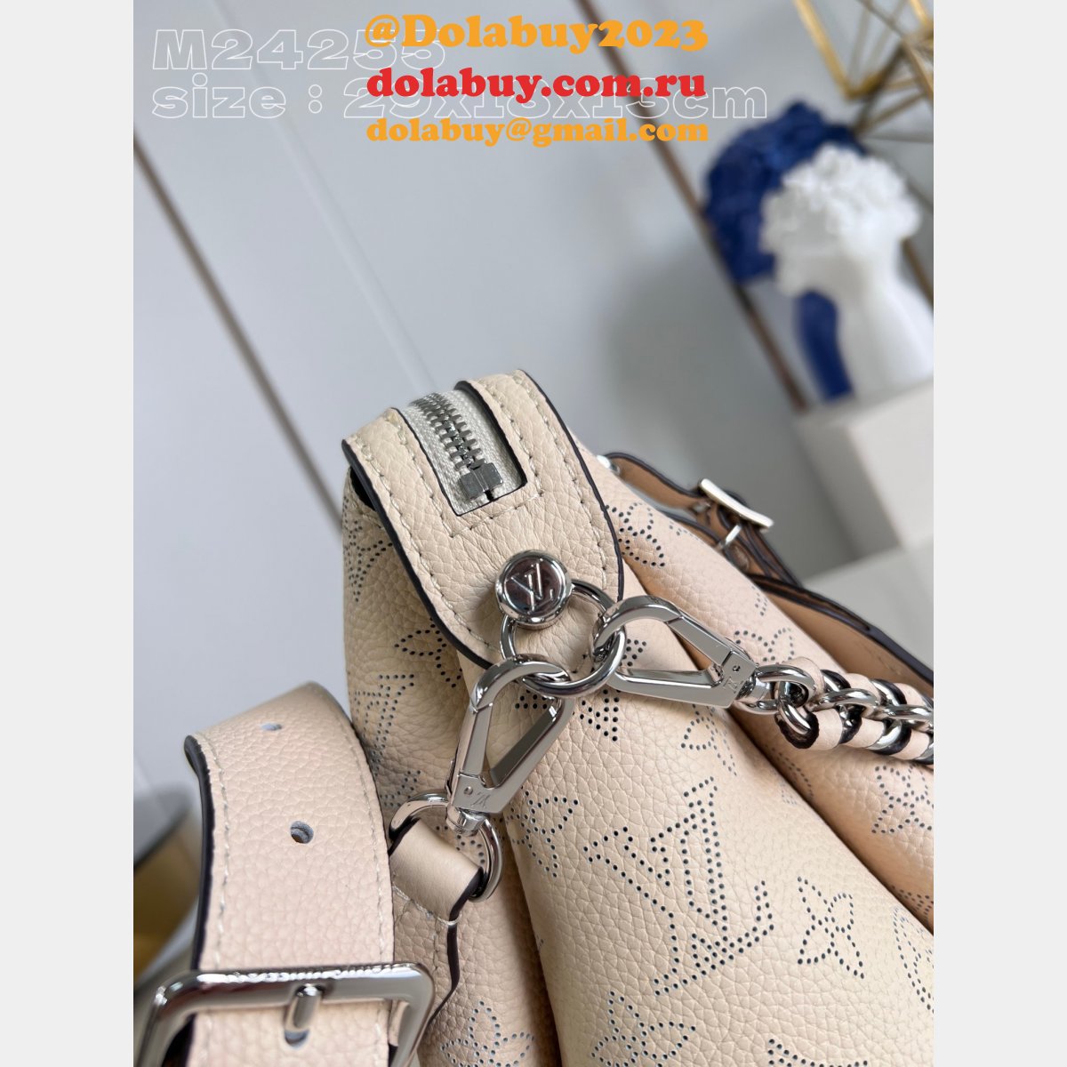 Hand It All PM Mahina Wholesale Fake Louis Vuitton Luxury M24114 Bag