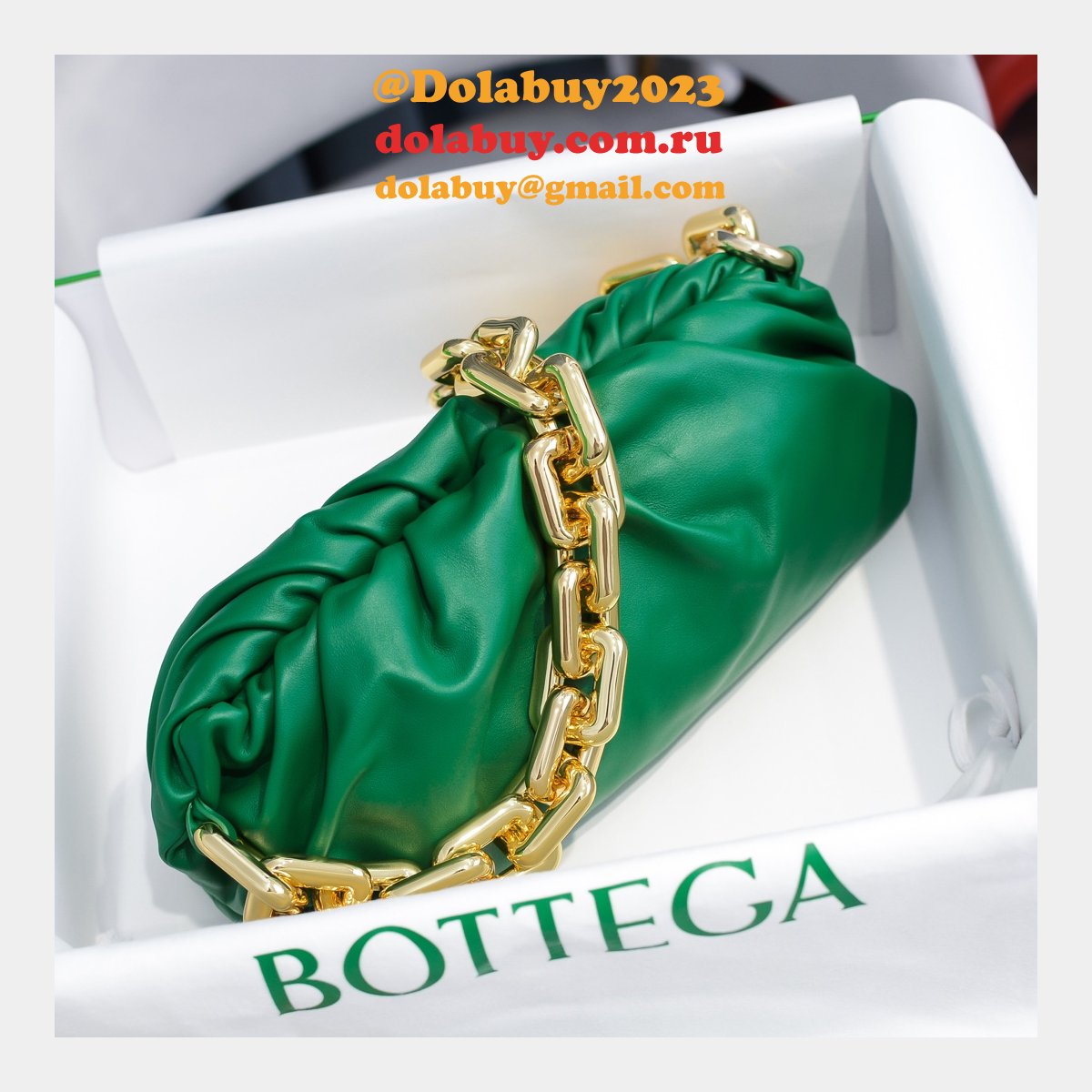 Where to find the Best Replicas Bottega Veneta 30CM Chain Pouch Bag Dupes