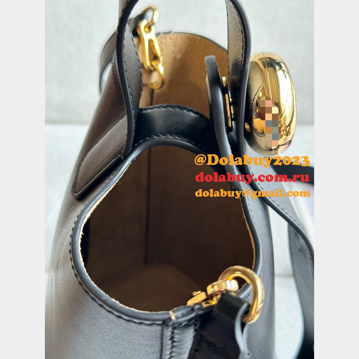 Replica Loewe Pebble Bucket handbag Top Quality 332s