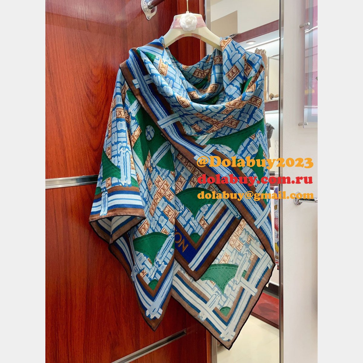 Fashion 7 Star LV CASHMERE SCARF