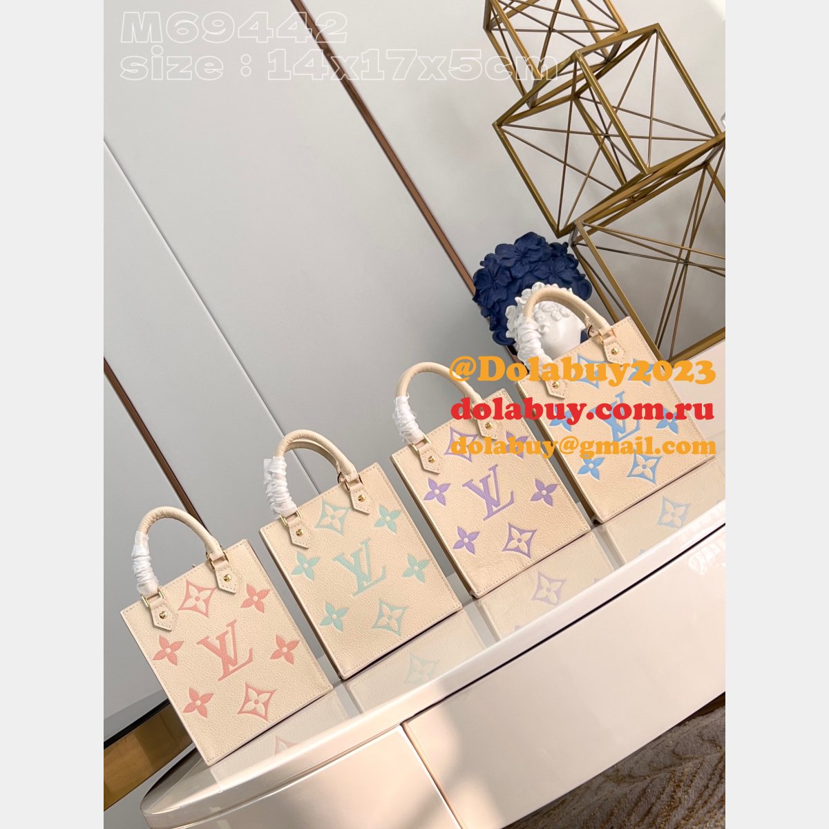 Wholesale Petit Sac Plat Louis Vuitton M69442 Designer Fake Bag