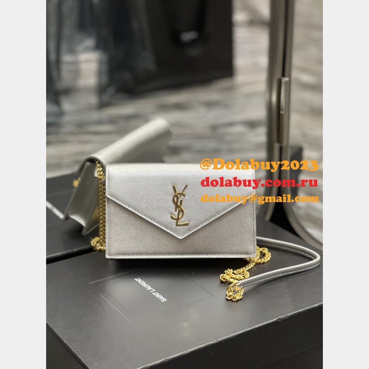 Replica Saint Laurent WOC Cassandra Chain 393953 Bag