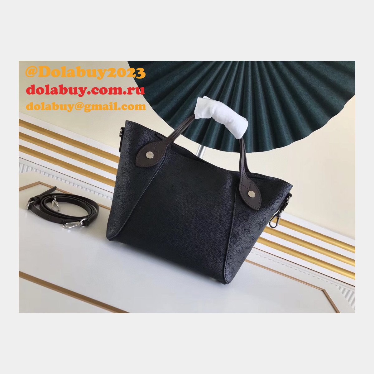 7 Star Louis Vuitton Mahina M54353/M54350 Hina Handbags