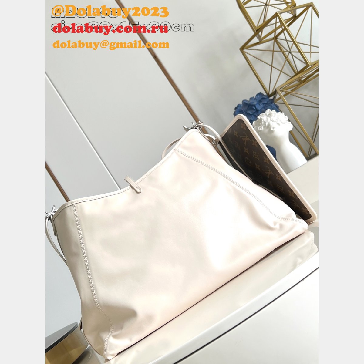 Louis Vuitton M12919 Designer Copy CarryAll Cargo Vibe Bag