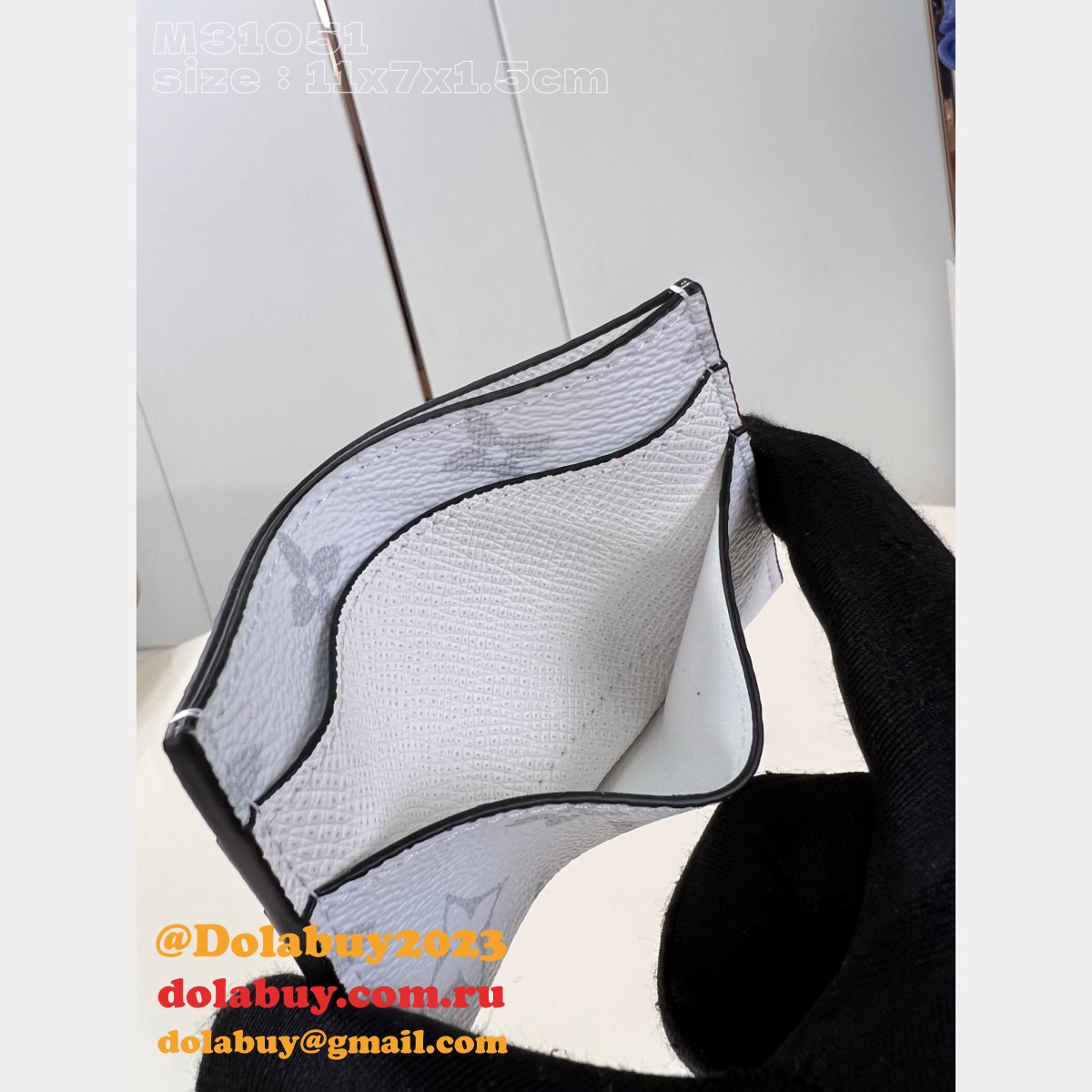 Louis Vuitton M31051/M31030/M30995/M83102 Replica Wallets Fake Sale