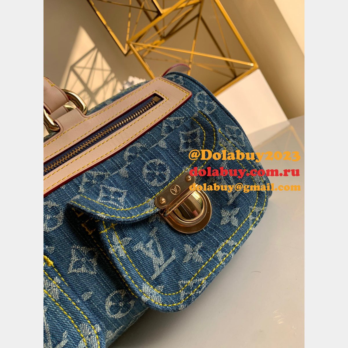 UK Louis Vuitton Wholesale Neo Speedy M95019 Fake Handbag