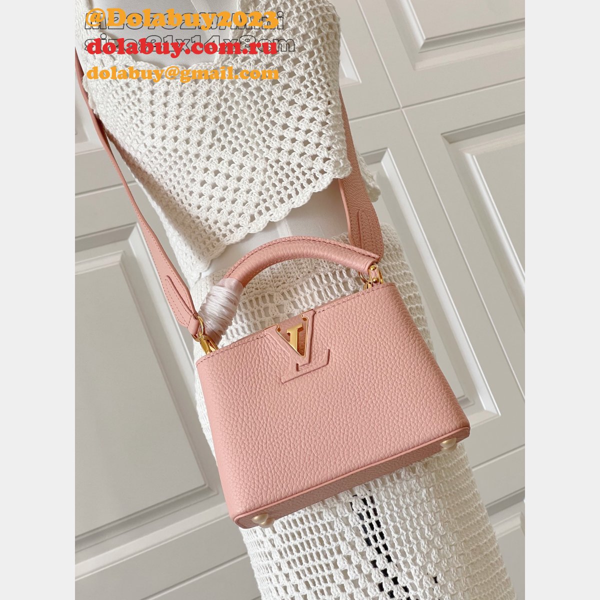 Replica Louis Vuitton Capucines BB Fashion Taurillon M23792 Bag
