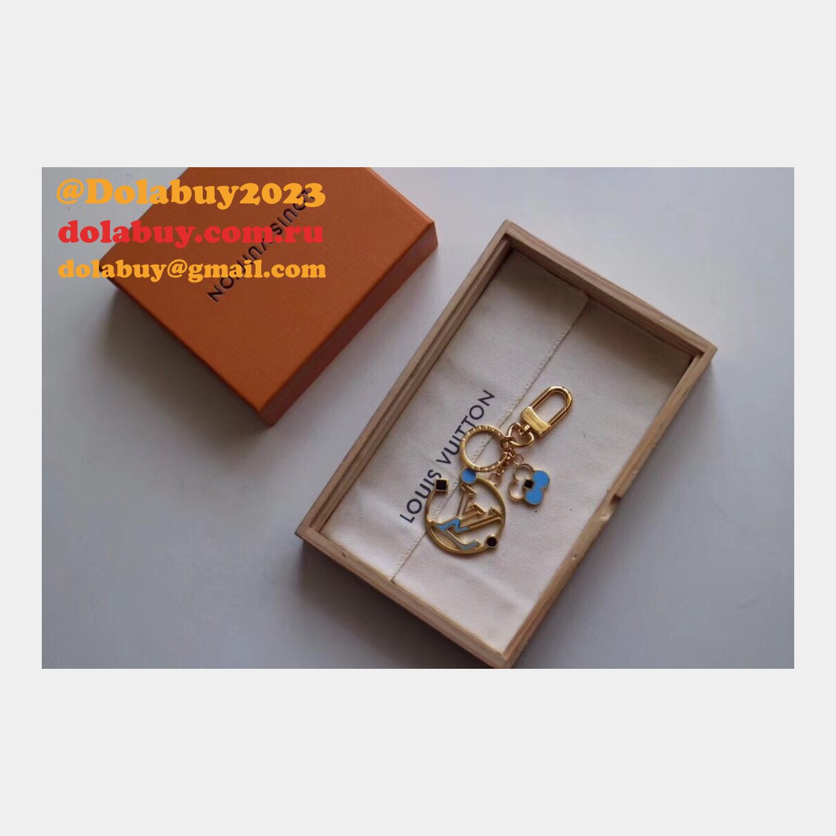 High Quality Louis Vuitton Monogram Delight Bag Charm and Key Holder