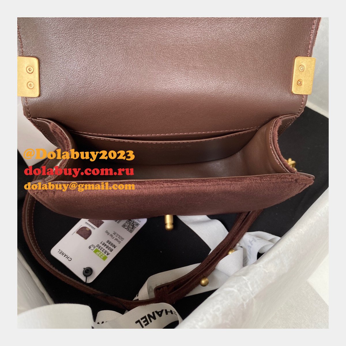 How To Buy AS3350 Replica Bags Messenger Boy China