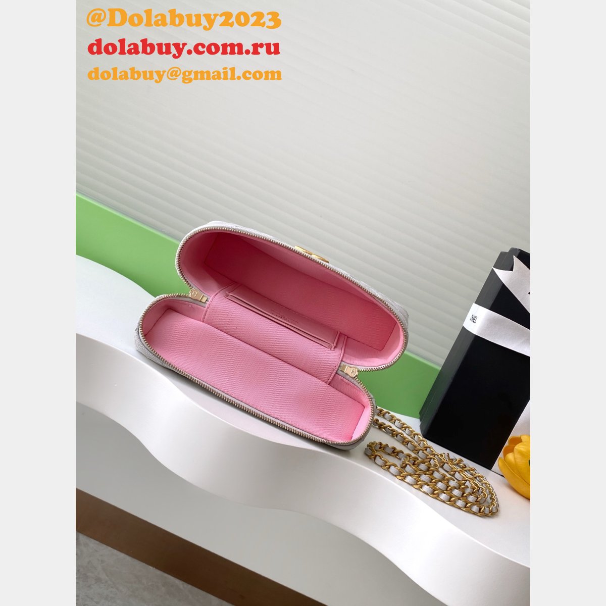 Replica AP4483 Classic Clutch With Chain Knockoff Bag