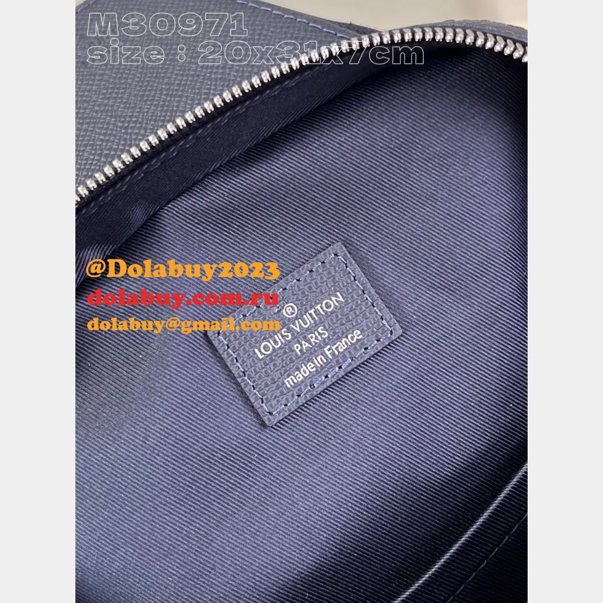 Louis Vuitton Designer Avenue Slingbag M30971 Taiga Wholesale Bags