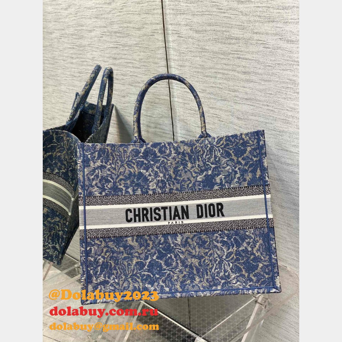 Christian Dior 36/41.5CM AAA+ Replica Canvas Book Tote Bag