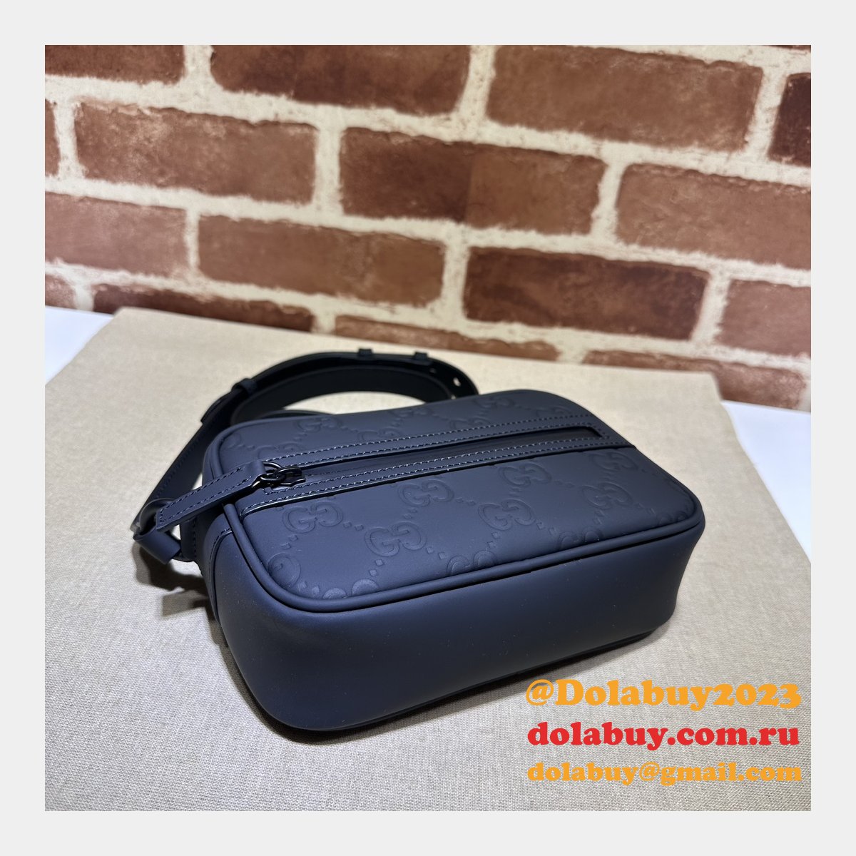 G*u*i 1:1 gg rubber-effect 771321 shoulder black replica bag
