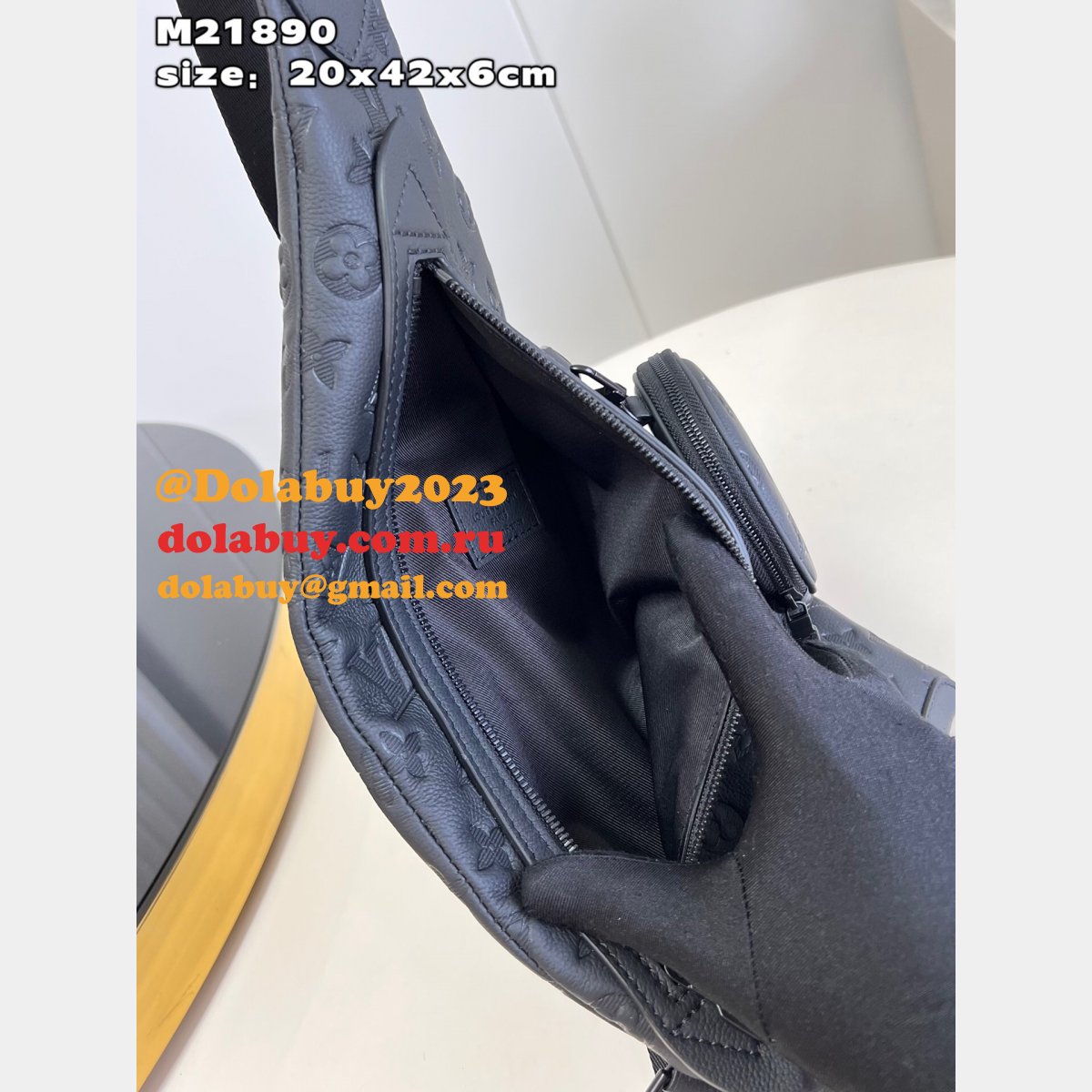 Louis Vuitton 7 Star M21890 Designer Duo Slingbag G65 Replica Bag