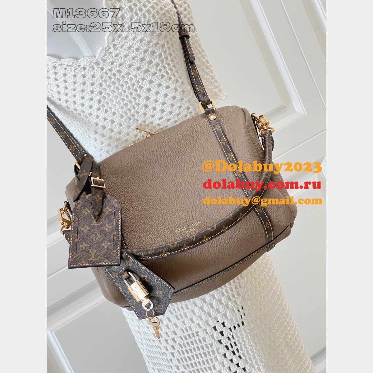 Louis Vuitton 2025 Nicolas Ghesquièr M13667 Keepall Replica Bag