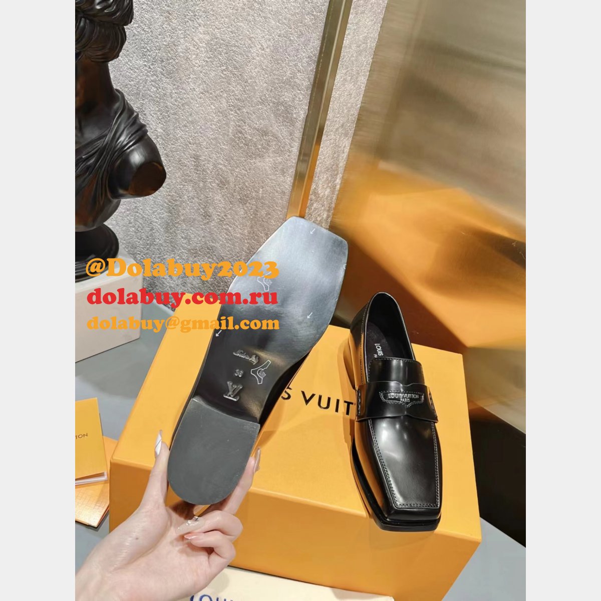 Get 1:1 High-Quality Reps Louis Vuitton Shoes at a Cheap Price