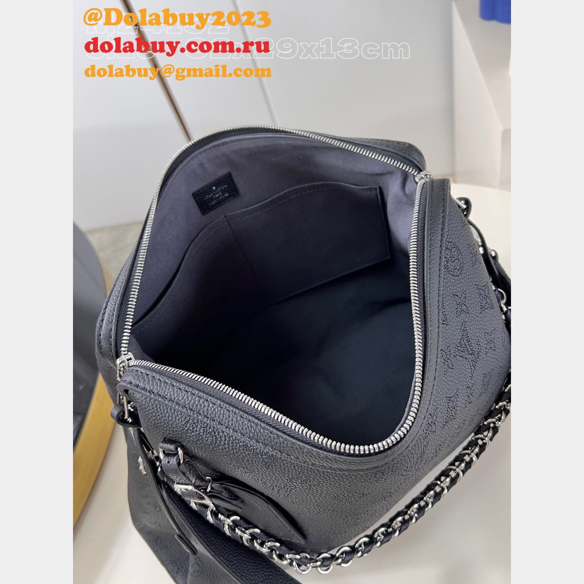 Hand It All MM Mahina M24133/M24132 Designers Louis Vuitton Fake Bag