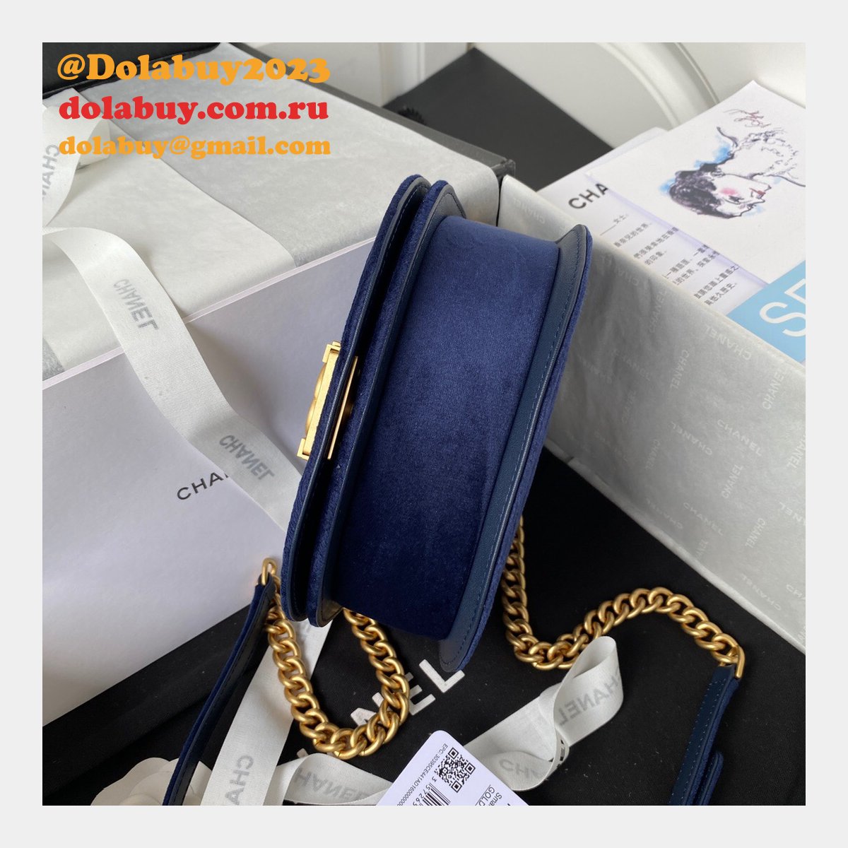 How To Buy AS3350 Replica Bags Messenger Boy China