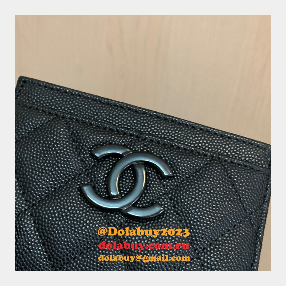 Replicas AP1967 Black/White Card Holder Grained Calfskin Fake Bags