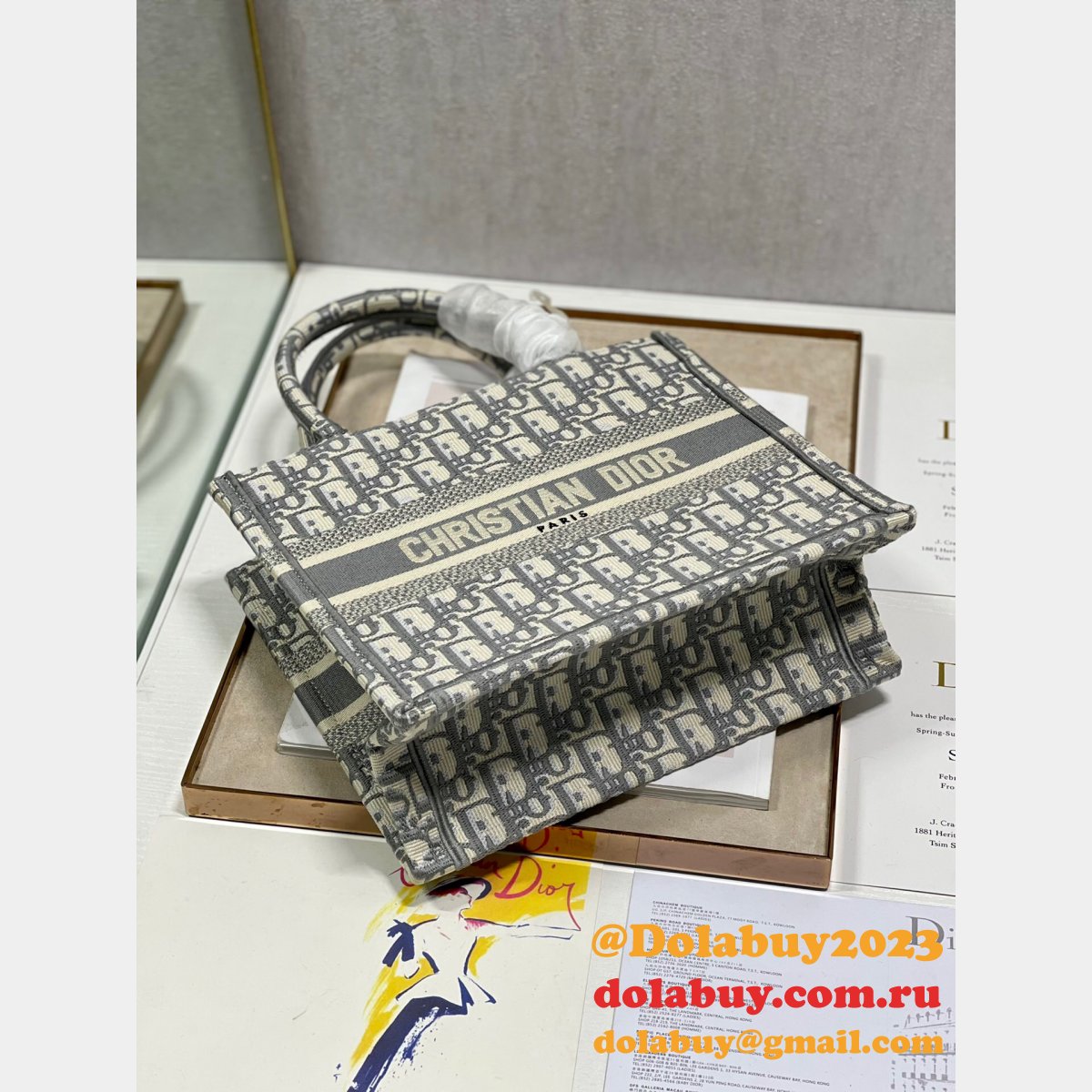 Sell Online Luxury Designer CD Book Tote Replica Handbags
