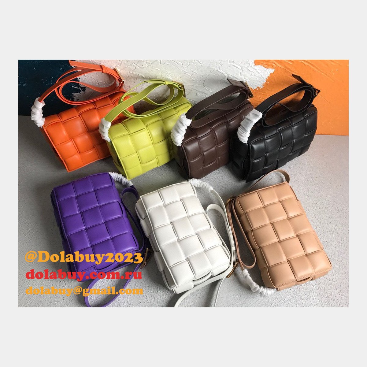 Bottega Veneta Best Replica Maxi Intreccio Cassette Nappa leather shoulder bag