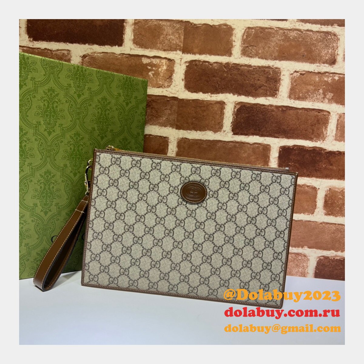 Best Gucci Replica Supreme Zip Wristlet Pouch 672953 Clutch