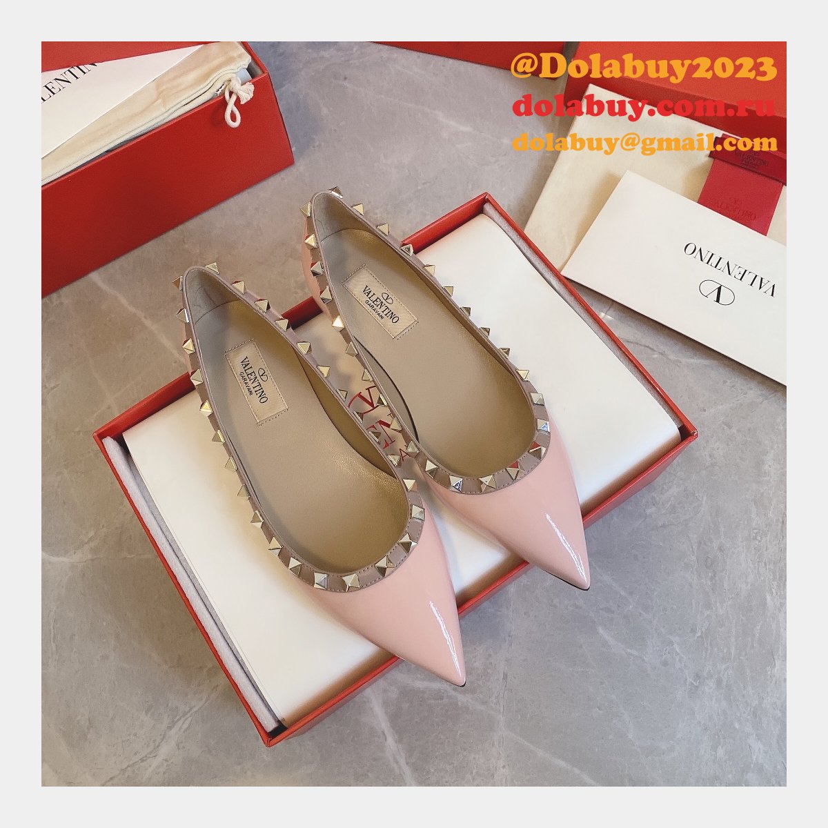 We sale a kind of brands replica shoes as Valentino replica shoes