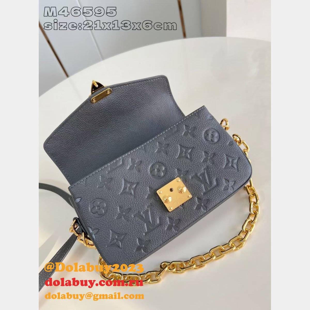 Replica Louis Vuitton Pochette Métis East West M46595 Perfect Bag