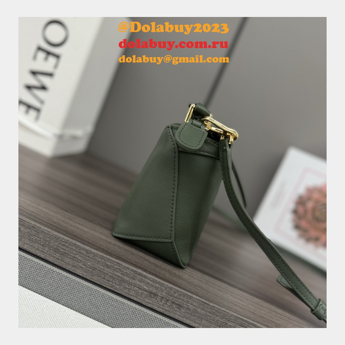 Mini Cheap Loewe Puzzle Bag In Classic Calfskin 18cm