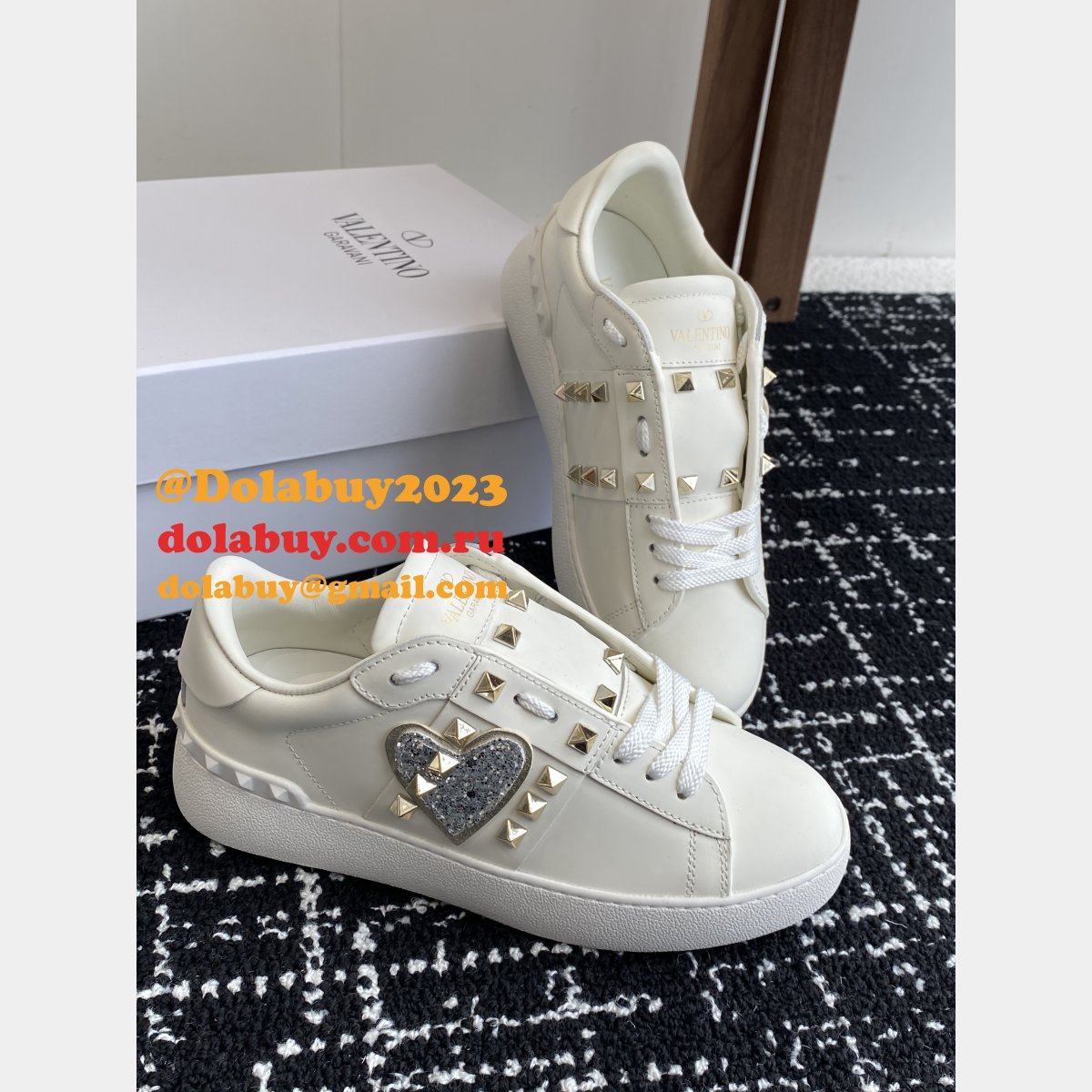 Luxury Top Quality Valentino UNTITLED OPEN SNEAKER
