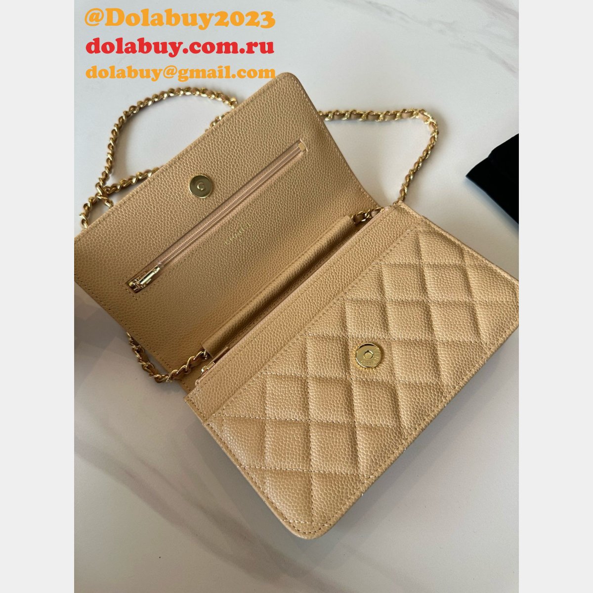 High Quality CC woc chain bag AP0250 MAGNETIC BUCKLE caviar 19CM