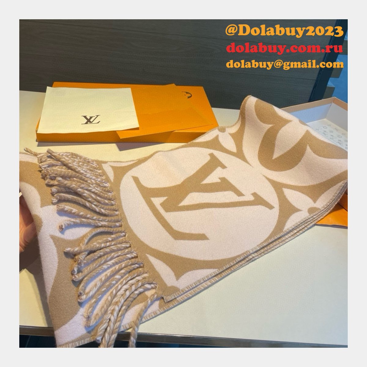 Duplicate LV Medallion Sheep Wool Scarf