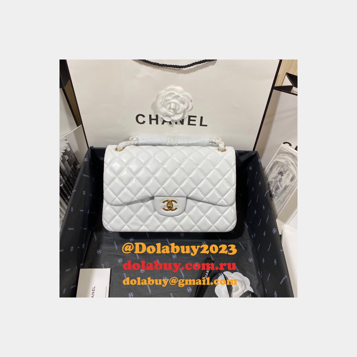 CC CF Knockoff Grained Lambskin & Gold-Tone Metal 30CM Black Maxi