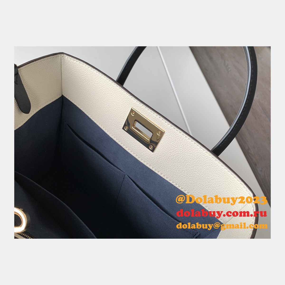 Designer LOUIS VUITTON On My Side MM M53825 HANDBAG