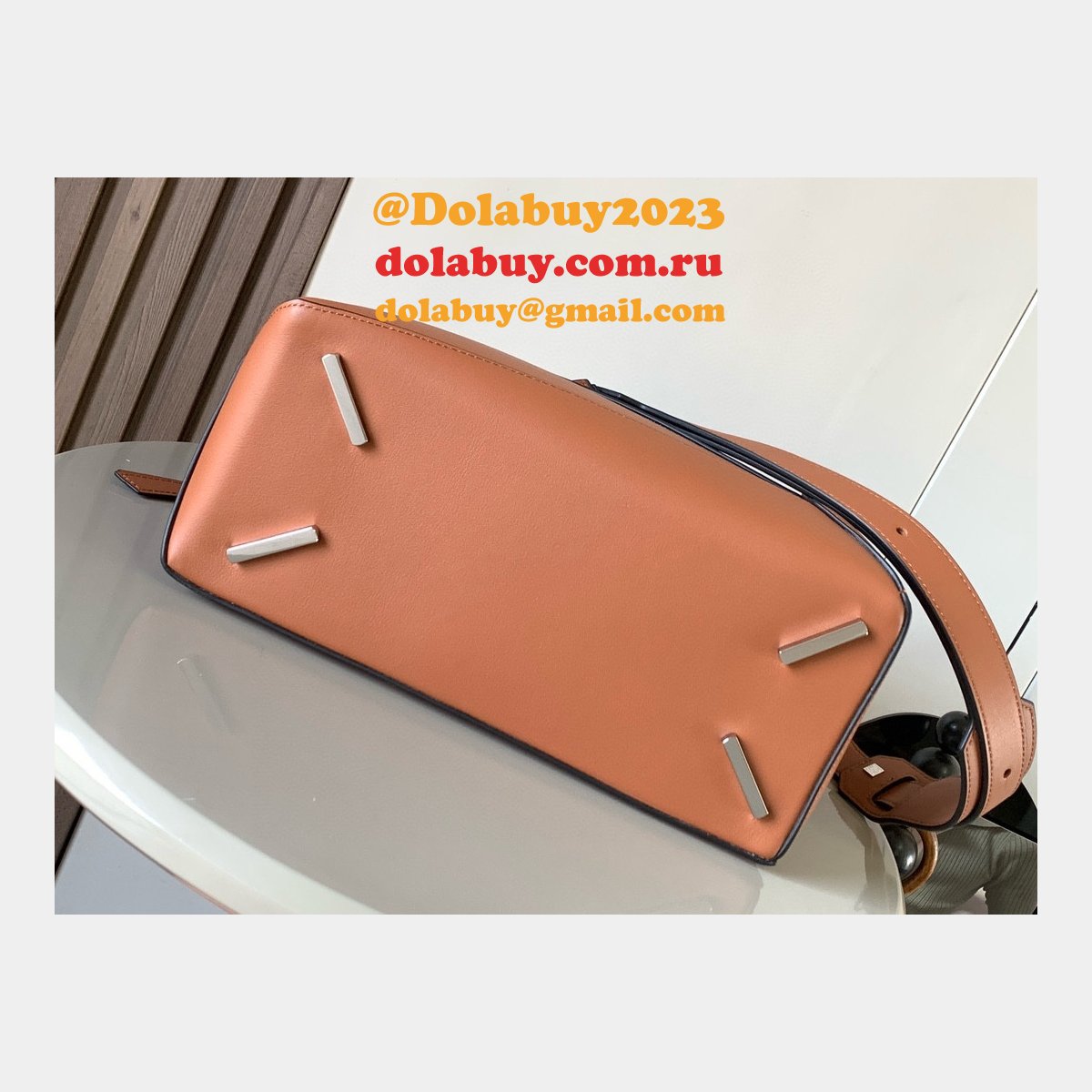 Best Replica Loewe Puzzle Medium Bag In Classic Calfskin 29CM