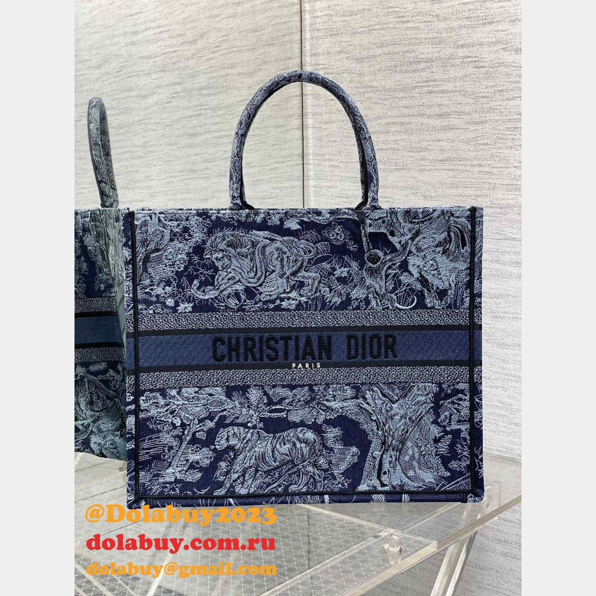 High-quality Dior CD Book Tote 26/36/41cm Replica Bags Online