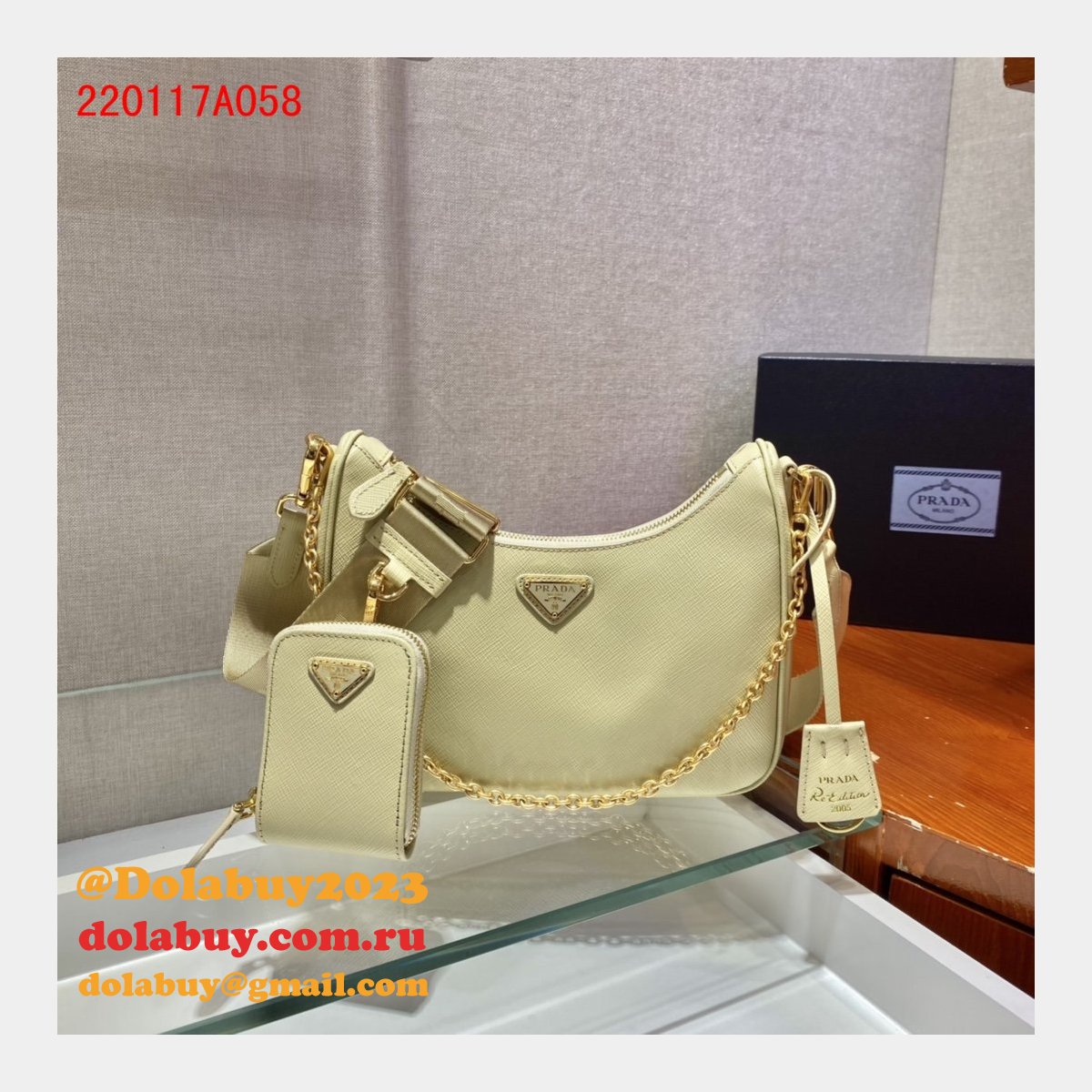 Replica Prada Handbags Cheap Highest Quality For Leather Hobo Re-Edition You