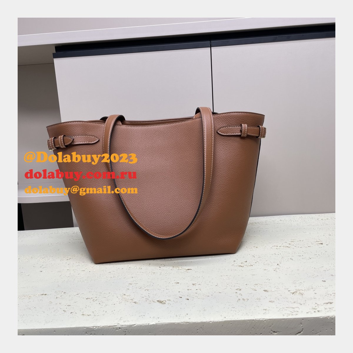 Luxury Best Celine 116853 Medium Cabas Anais Cuir Triomphe