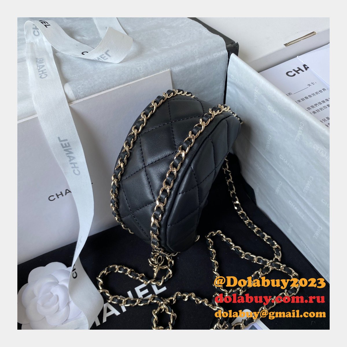 Dolabuy Is A Replicas Clutch Chain Lambskin AP3232 Perfect Bag