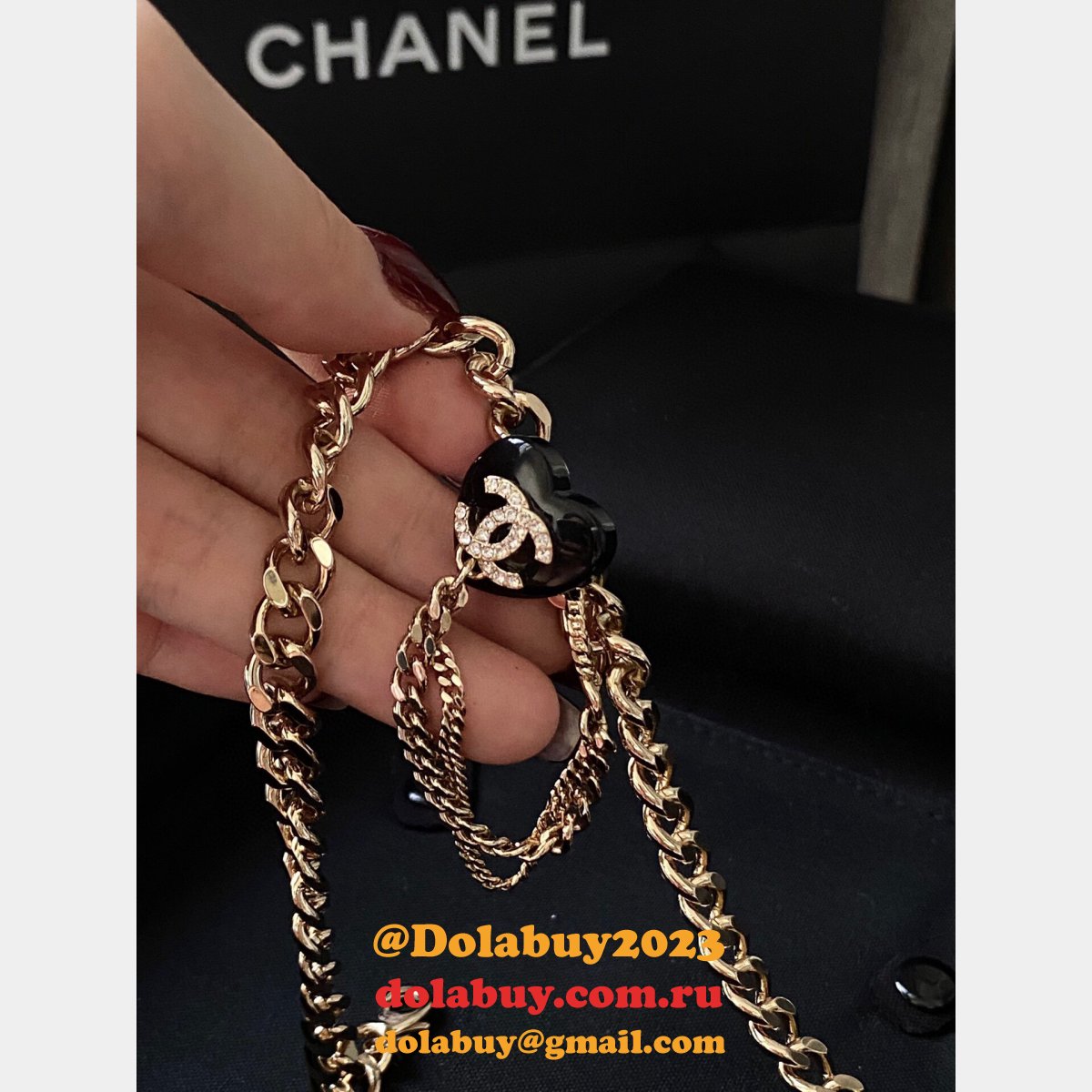 Quality Replica Inspired Choker Necklace Wholesale