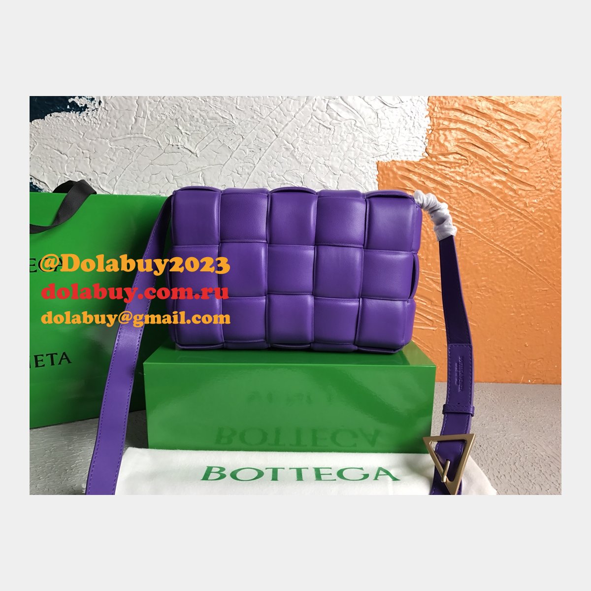 Bottega Veneta Best Replica Maxi Intreccio Cassette Nappa leather shoulder bag