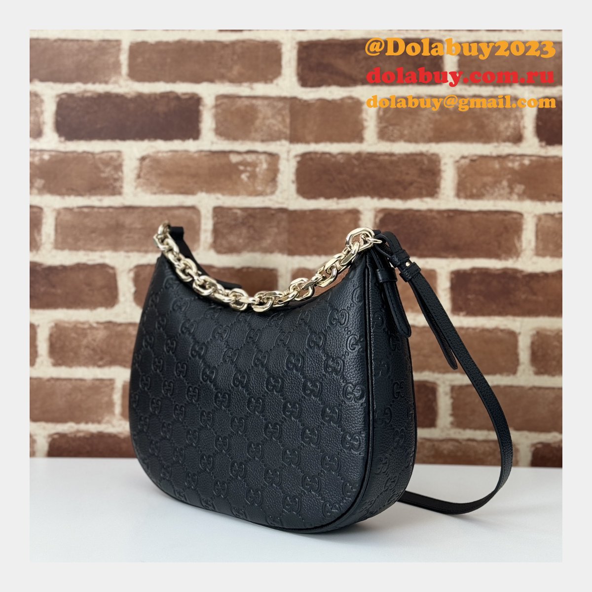 knockoff G*u*i gg emblem medium shoulder chain 820453 black bag