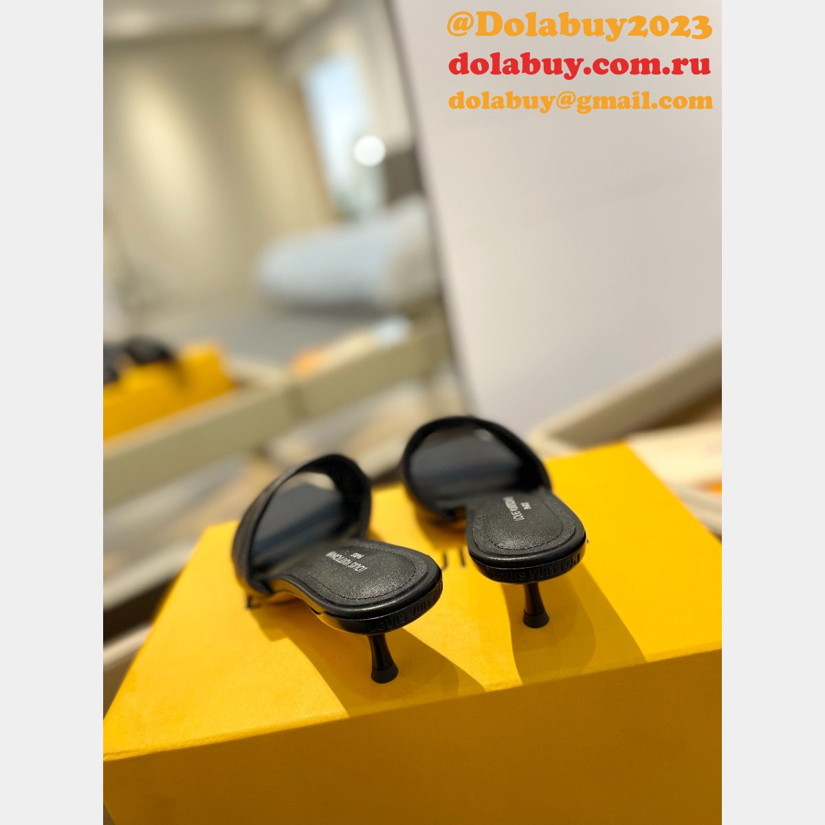 7 Star CHEAP LOUIS VUITTON Neo Revival Mule