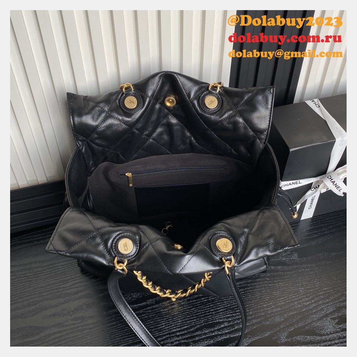Buy Luxury First Copy AS5315 Shopping Shiny Bag