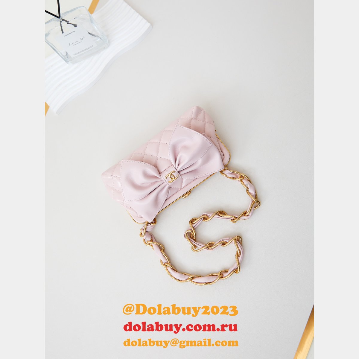 Luxury Designer AP4027 Replica Bow Frog Bag