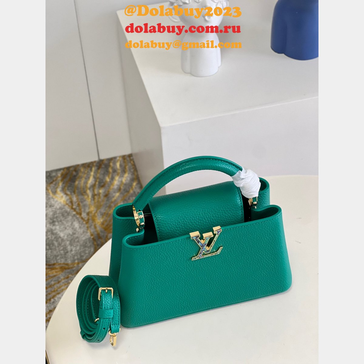 Louis Vuitton Perfect Capucines Structured Crossbody Satchels M48865 Fake